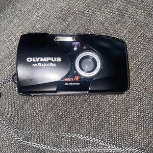 Olympus Infinity Stylus Epic 35mm Flash Camera